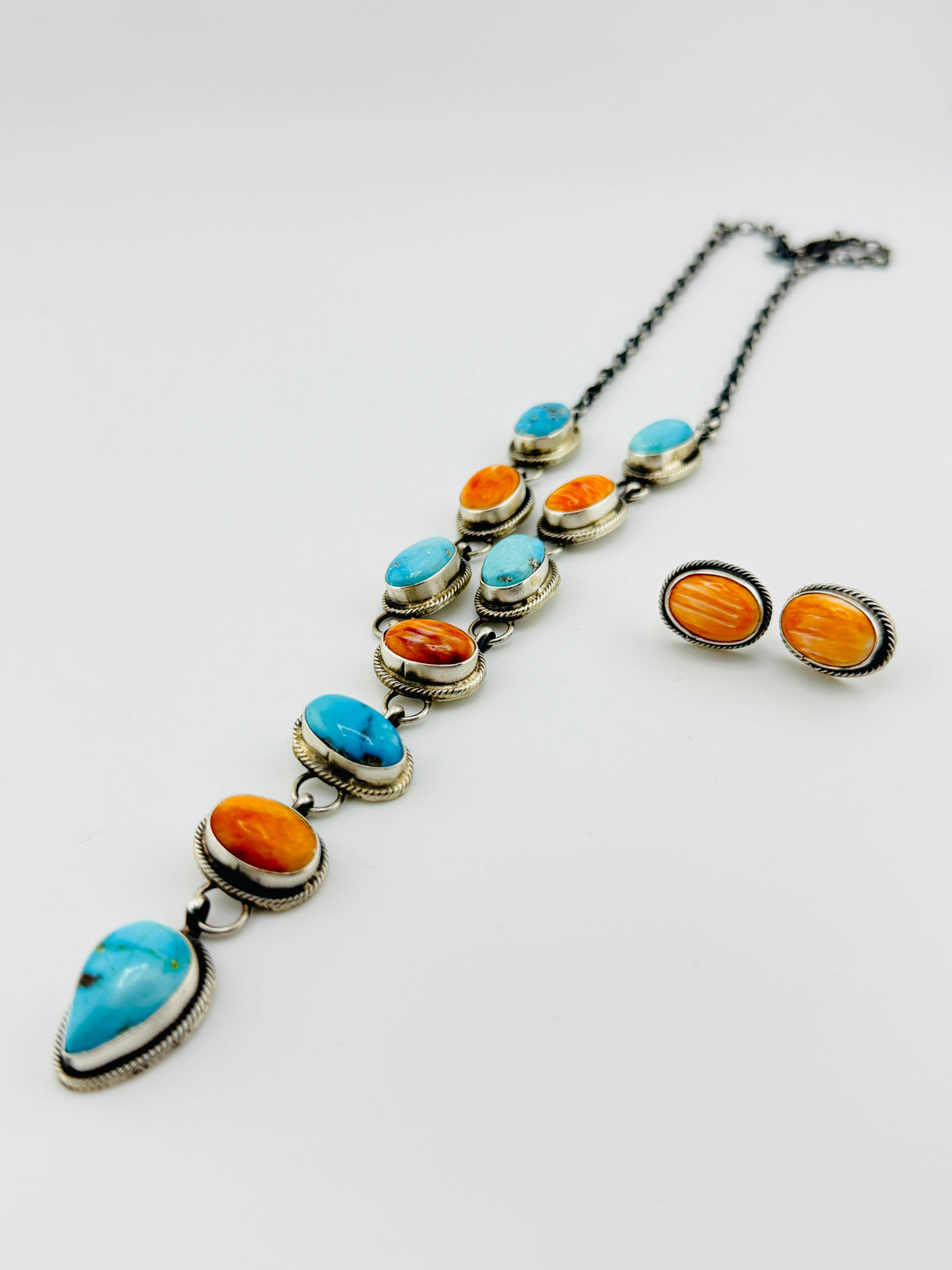 The Desert Edit - Honoring Heritage: The Significance of Native American Made Jewelry