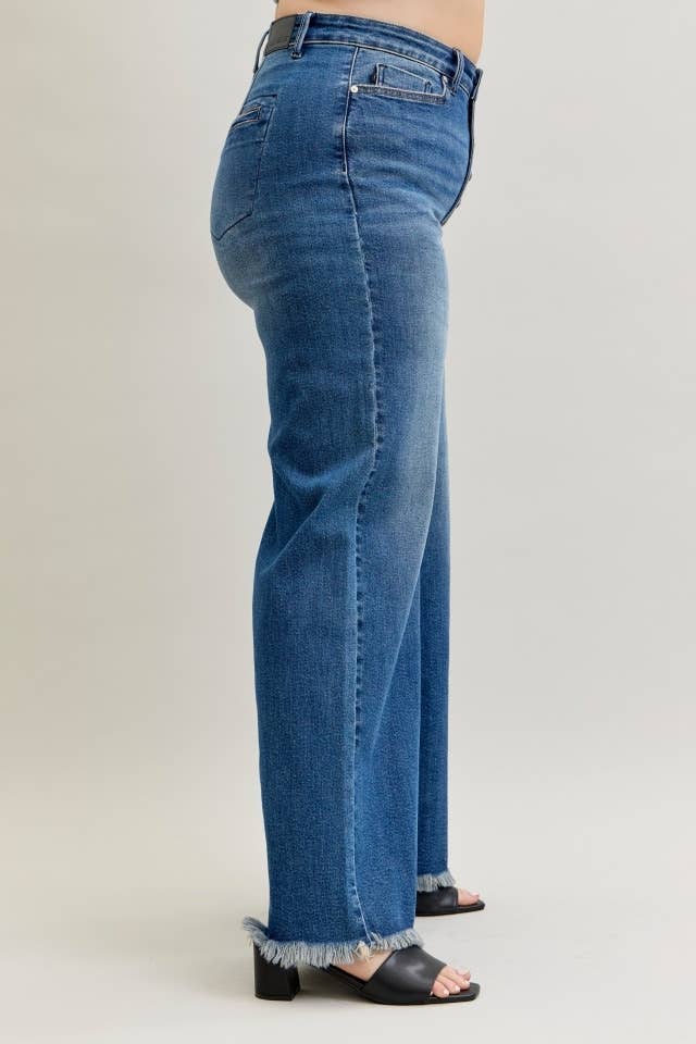 Plus - Judy Blue High Waist Column Straight Jeans