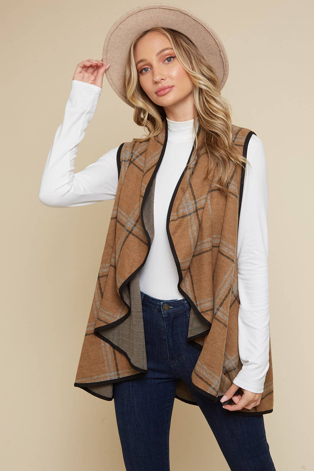 Canyon Winds Plaid Cascade Vest