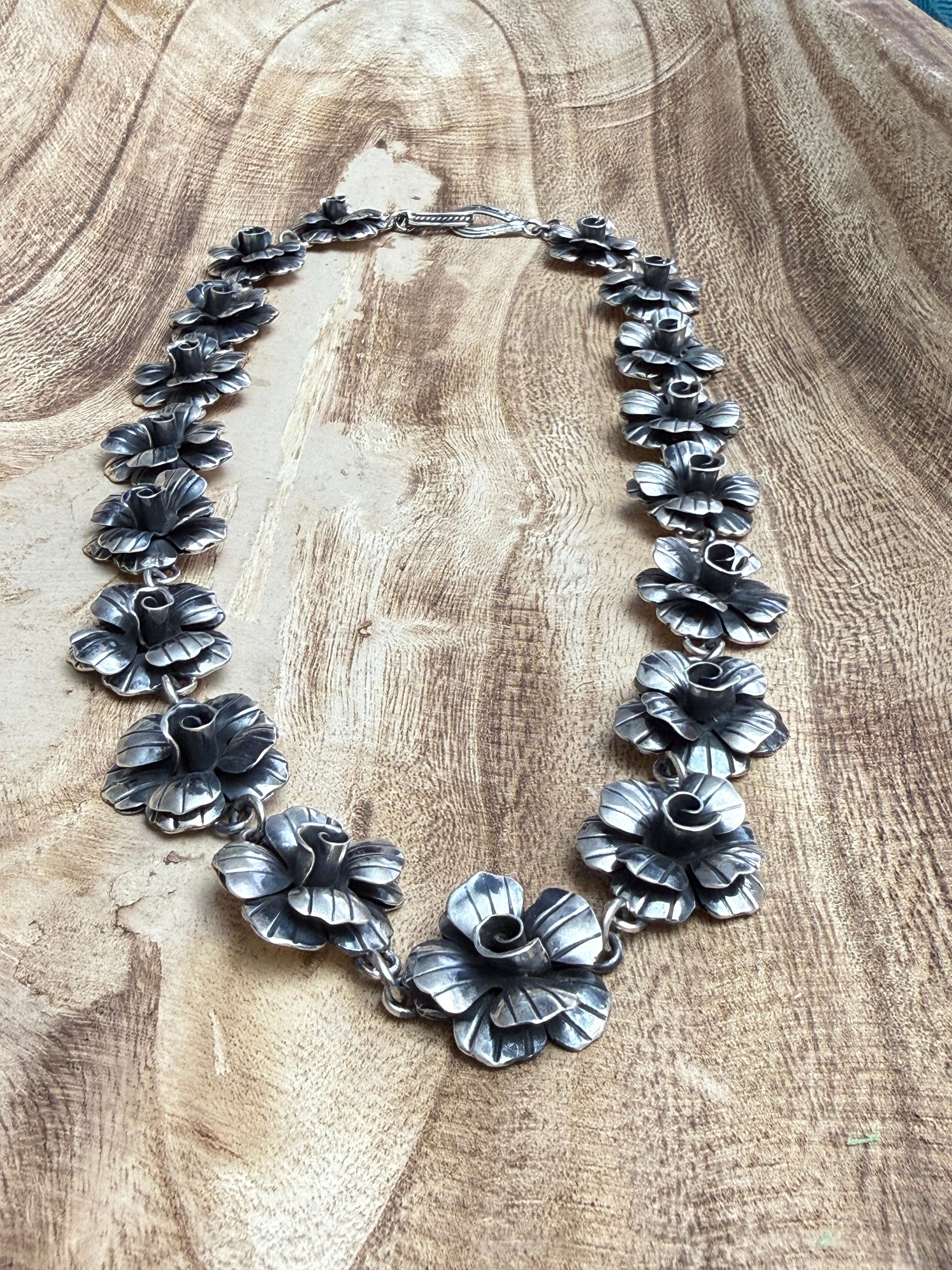 Federico Silver Rose Necklace SKU-8803