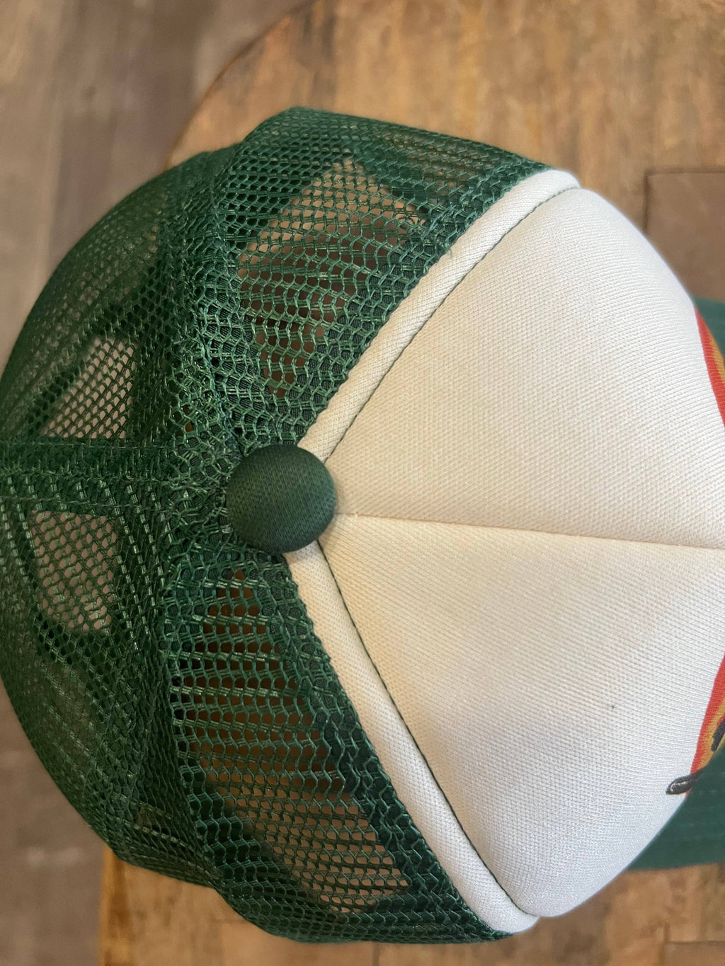 Armadillo Cowboy Trucker Hat – Green