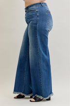 Plus - Judy Blue High Waist Column Straight Jeans