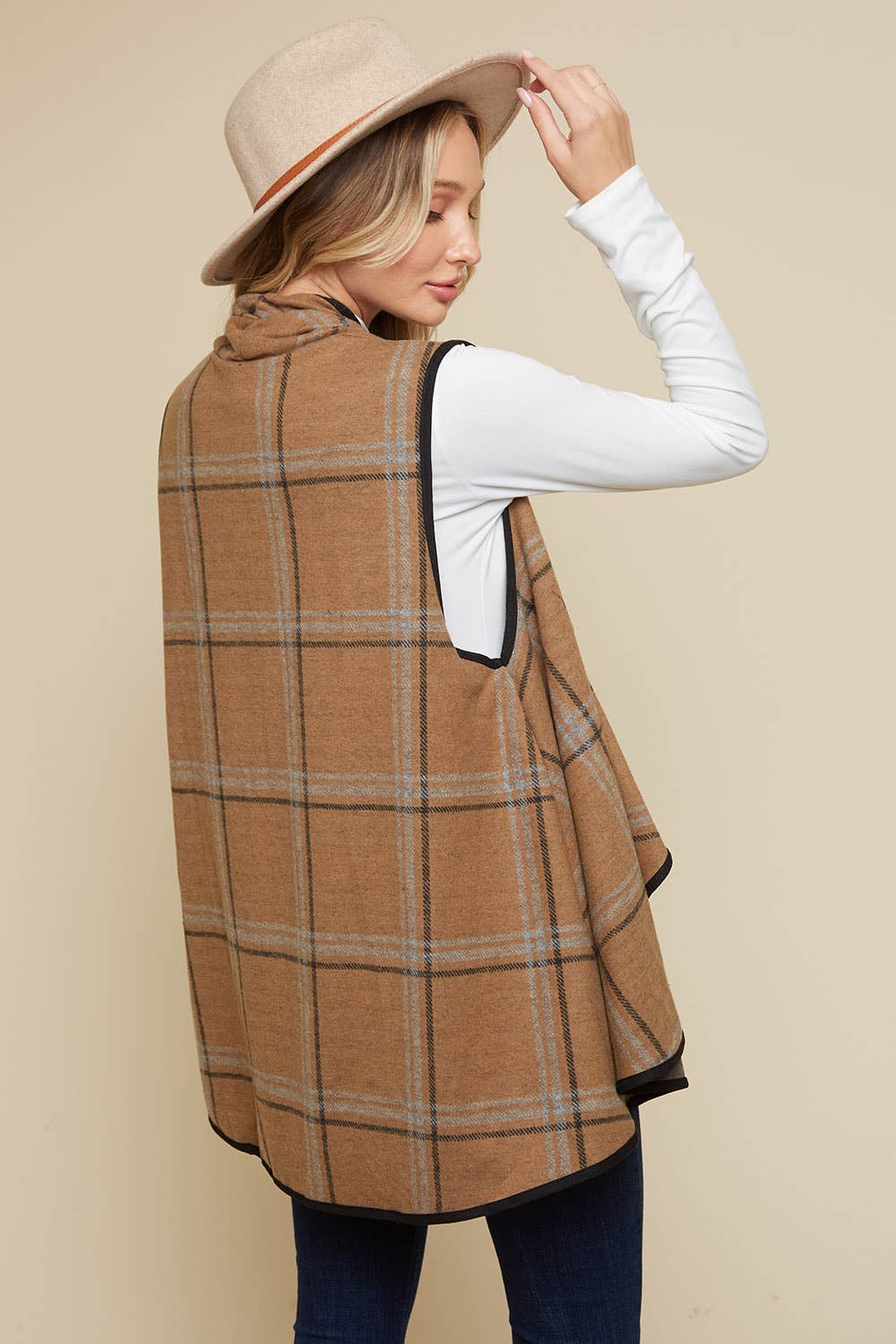 Canyon Winds Plaid Cascade Vest
